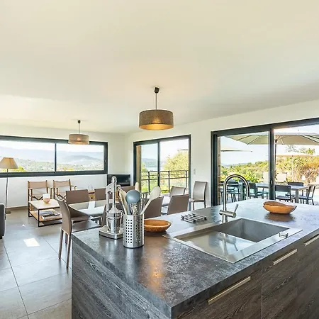 Villa Les De Lorello *