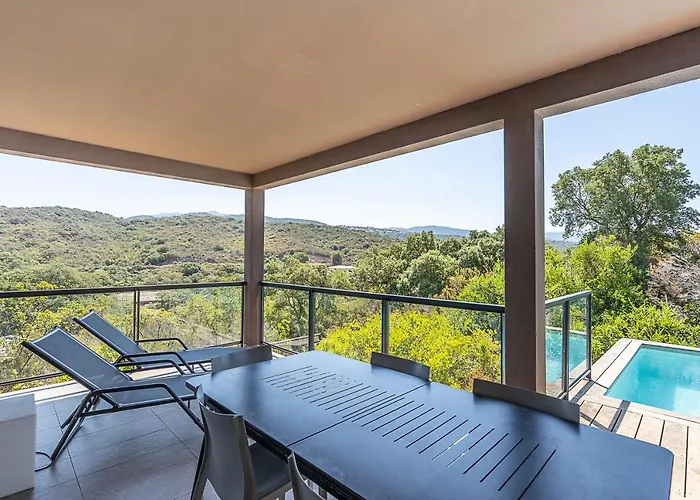 Willa Les De Lorello